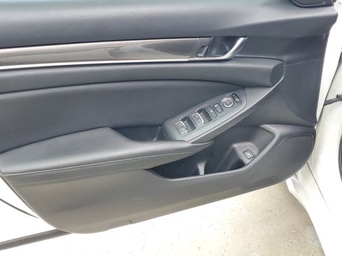 Used 2020 Honda Accord Sport image 19