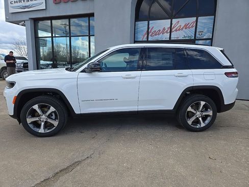 New 2026 Jeep Grand Cherokee Limited AWD/4WD image 5