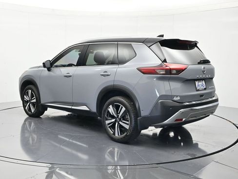 Used 2022 Nissan Rogue Platinum w/ Head-Up Display Package FWD image 7