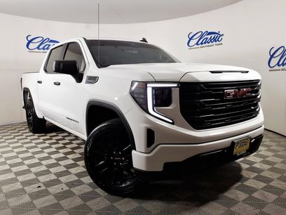 Used 2023 GMC Sierra 1500 Pro w/ Graphite Edition