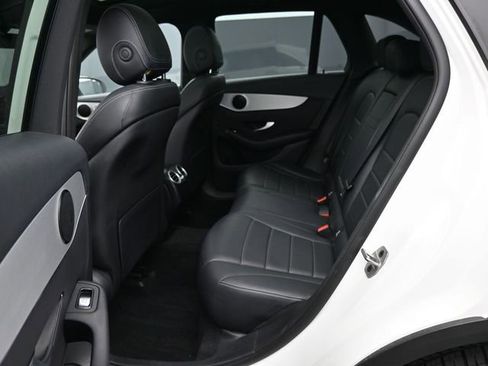 Used 2022 Mercedes-Benz GLC 300 image 31