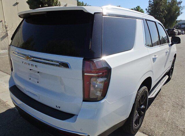 Used 2021 Chevrolet Tahoe LT w/ Luxury Package RWD image 5