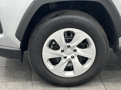 Used 2025 Toyota RAV4 LE image 6