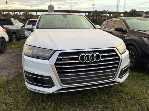 Used 2017 Audi Q7 2.0T Premium Plus w/ Premium Plus Package AWD/4WD image 6
