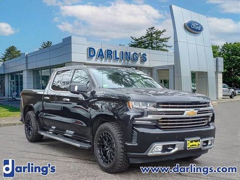 Used 2019 Chevrolet Silverado 1500 High Country w/ Technology Package AWD/4WD image 3
