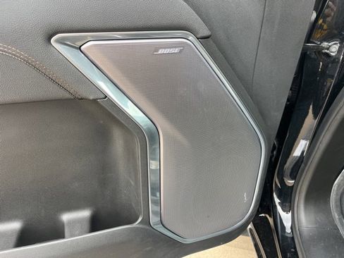 Used 2025 Chevrolet Silverado 2500 High Country w/ Technology Package image 18