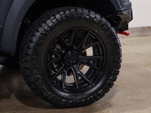 Used 2026 Ford F150 Raptor w/ Equipment Group 803A Raptor R AWD/4WD image 32