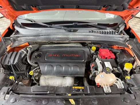 Used 2021 Jeep Renegade Sport FWD image 28