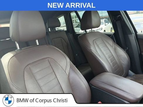 Used 2022 BMW X3 sDrive30i w/ M Sport Package 2 RWD image 17