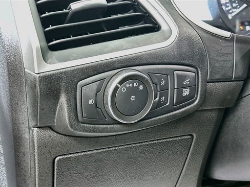 Used 2021 Ford Edge SEL w/ Convenience Package FWD image 10