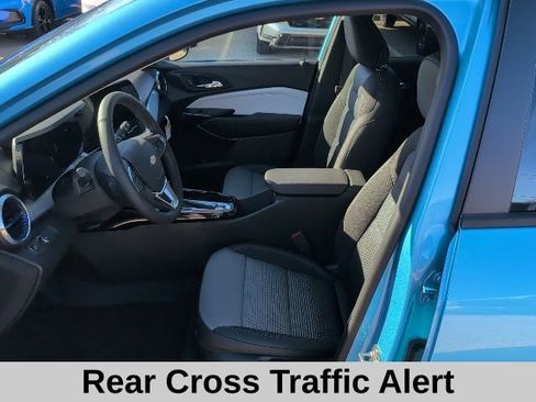 New 2026 Chevrolet Trax LT w/ Driver Confidence Package image 12
