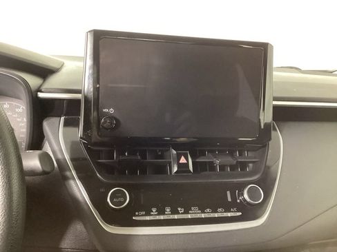 Used 2024 Toyota Corolla LE FWD image 15