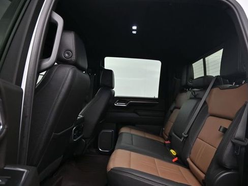 Used 2024 Chevrolet Silverado 2500 High Country w/ Z71 Off-Road Package AWD/4WD image 11