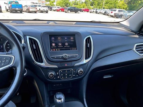 Used 2020 Chevrolet Equinox LT AWD/4WD image 19