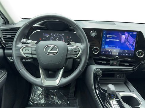 Used 2024 Lexus NX 250 250 NAV,CAM,SUNROOF,HTD STS,BL w/ Cold Area Package image 17