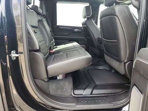 Used 2024 GMC Sierra 2500 AT4X AWD/4WD image 3