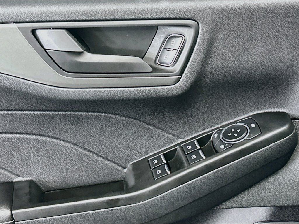Used 2025 Ford Escape Active w/ Tech Pack #1 FWD image 22