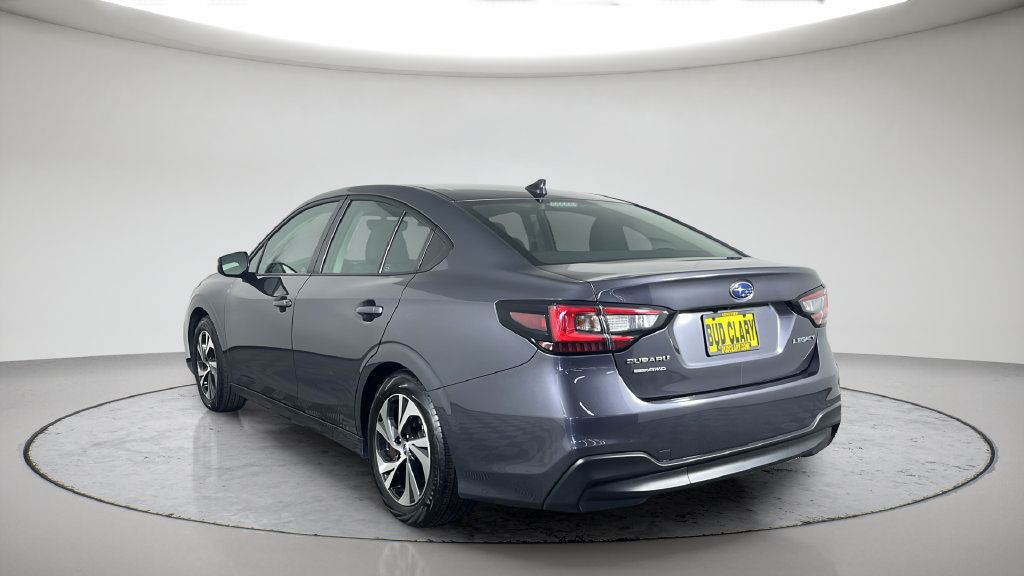 Used 2025 Subaru Legacy Premium AWD/4WD image 7