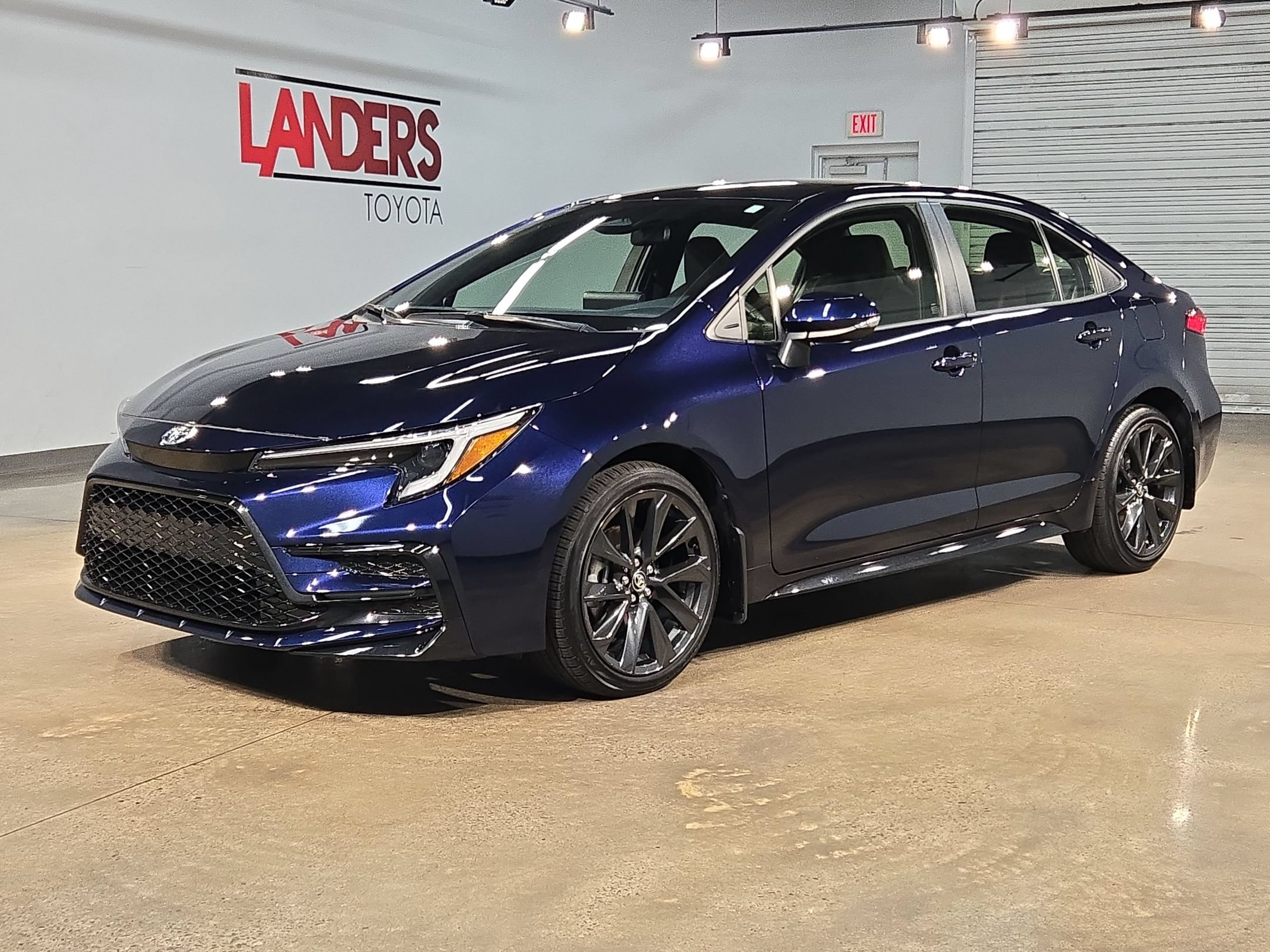 Certified 2026 Toyota Corolla SE FWD image 3