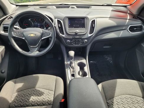 Used 2024 Chevrolet Equinox LT image 9