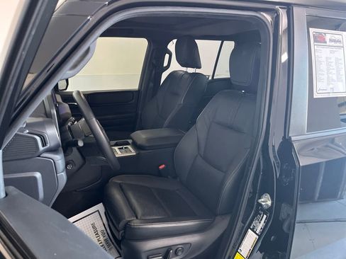 Used 2024 Toyota Land Cruiser image 18