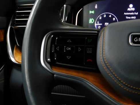 Used 2022 Jeep Grand Wagoneer Series II w/ Convenience Group III image 40