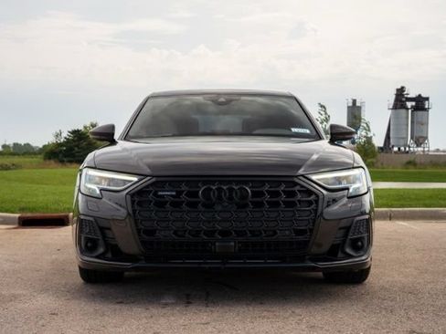 Used 2022 Audi A8 L 3.0T AWD/4WD image 2