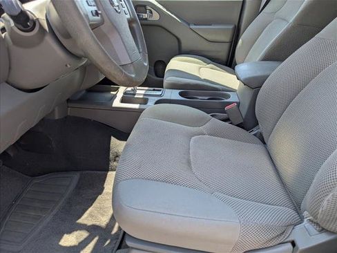 Used 2019 Nissan Frontier SV AWD/4WD image 14