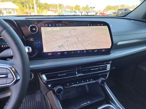 New 2026 Chevrolet Traverse LT image 20