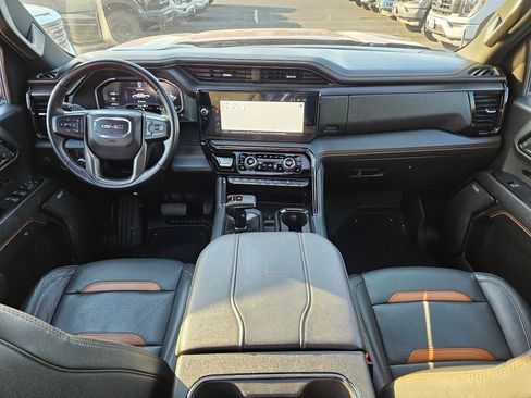Used 2023 GMC Sierra 1500 AT4 w/ AT4 Premium Package AWD/4WD image 31