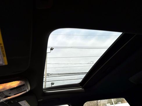 Used 2025 Dodge Durango R/T image 18