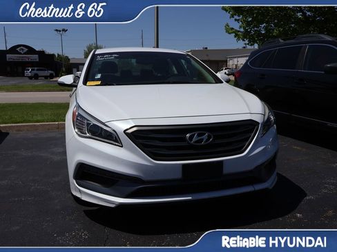 Used 2015 Hyundai Sonata Sport w/ Option Group 03 image 4