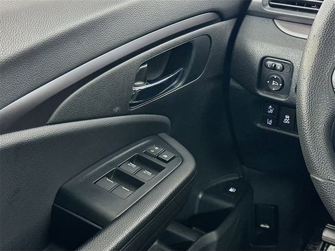 Used 2022 Honda Pilot Sport image 16