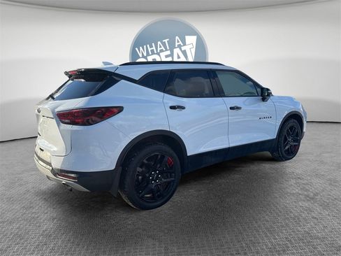 Used 2024 Chevrolet Blazer LT w/ Redline Edition image 3