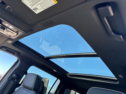 New 2026 GMC Yukon XL Elevation w/ Elevation Premium Package image 16