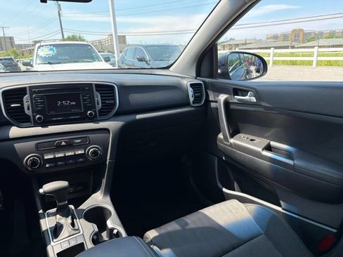 Used 2017 Kia Sportage LX FWD image 22
