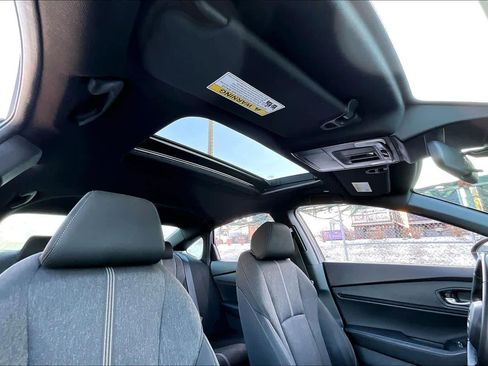 Used 2023 Honda Accord Sport image 13