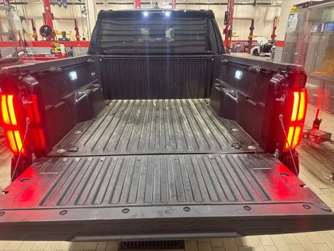 Used 2025 Toyota Tacoma TRD Sport image 43