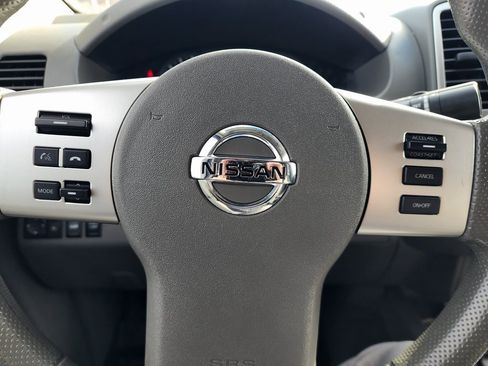 Used 2020 Nissan Frontier SV w/ Midnight Edition Floor Mats image 16