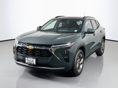 New 2026 Chevrolet Trax LT w/ Driver Confidence Package