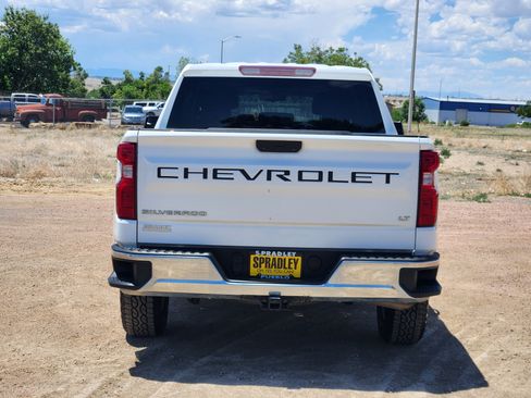 Used 2019 Chevrolet Silverado 1500 LT w/ All-Star Edition AWD/4WD image 4