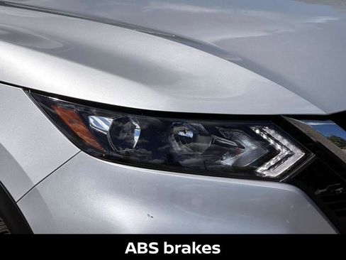 Certified 2022 Nissan Rogue Sport S image 12