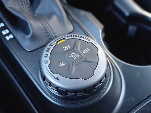 New 2025 Ford Bronco 2-Door AWD/4WD image 22