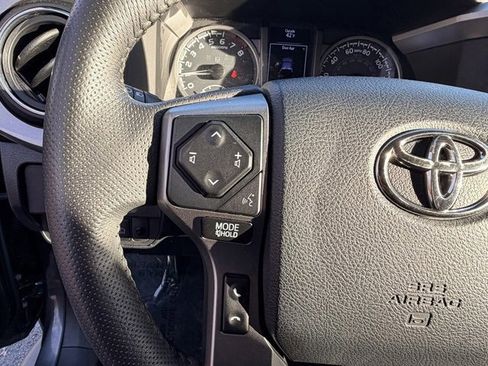 Used 2019 Toyota Tacoma 4x4 Double Cab image 18