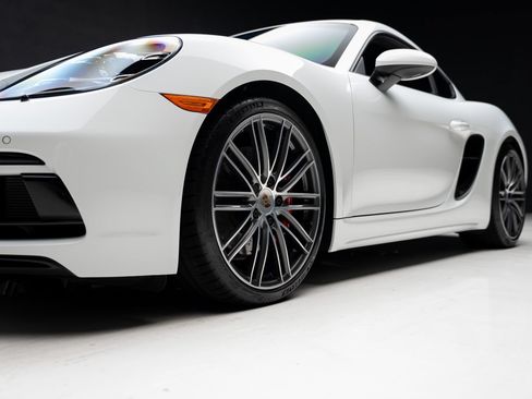 Used 2025 Porsche 718 Cayman GTS RWD image 70