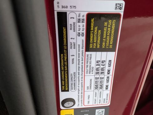 Used 2025 BMW i5 xDrive40 w/ Executive Package image 15