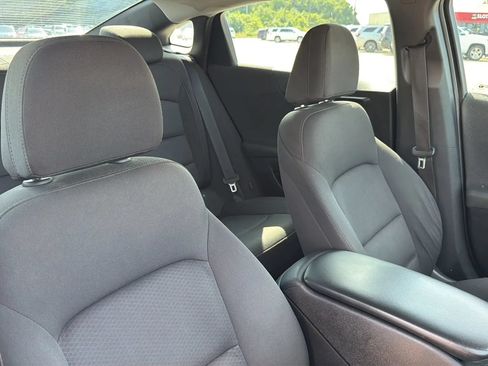 Used 2018 Chevrolet Malibu LS FWD image 69