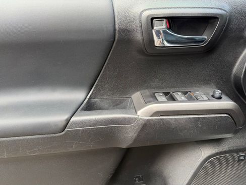 Used 2023 Toyota Tacoma TRD Sport w/ TRD Premium Sport Package image 15