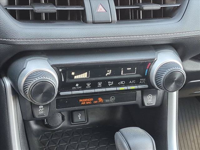 Used 2022 Toyota RAV4 LE AWD/4WD image 24