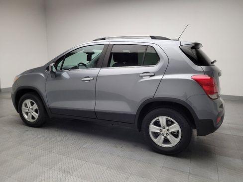 Used 2019 Chevrolet Trax LT w/ LT Convenience Package AWD/4WD image 3